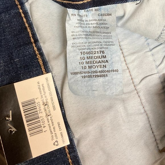 Lee Women's Regular Fit Chino Walkshorts: EXPEDITION: 10:M 7'' Inseam NWT Shorts - Picture 7 of 11